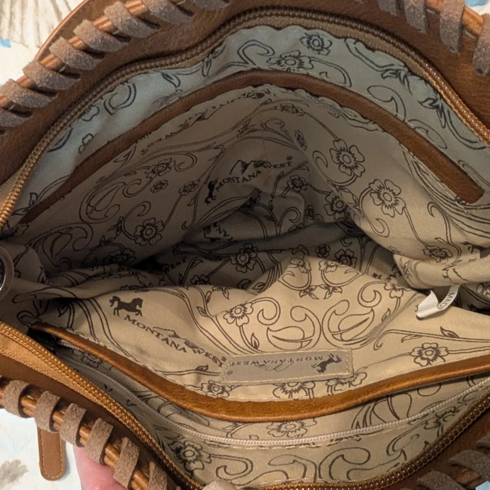 MONTANA WEST Fringed Tooled Leather Crossbody Bag in Brown - Picture 3 of 8